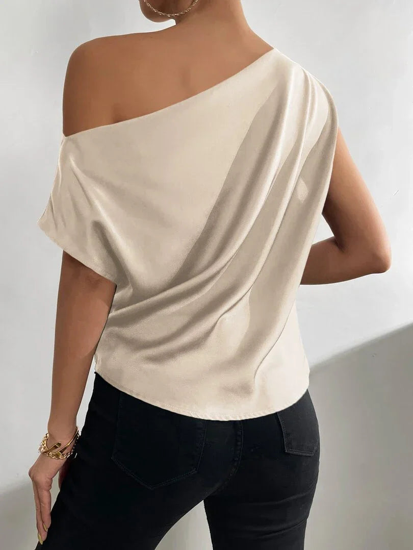 Vanda Top | Unique Off-Shoulder T-Shirt for Women