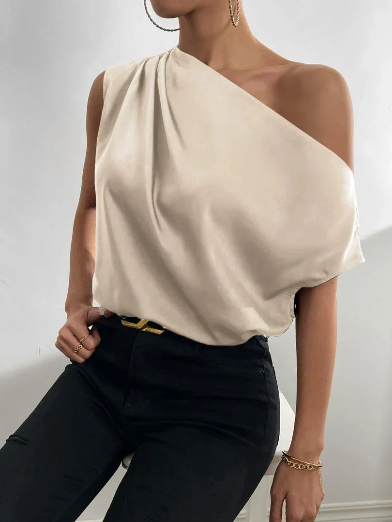 Vanda Top | Unique Off-Shoulder T-Shirt for Women