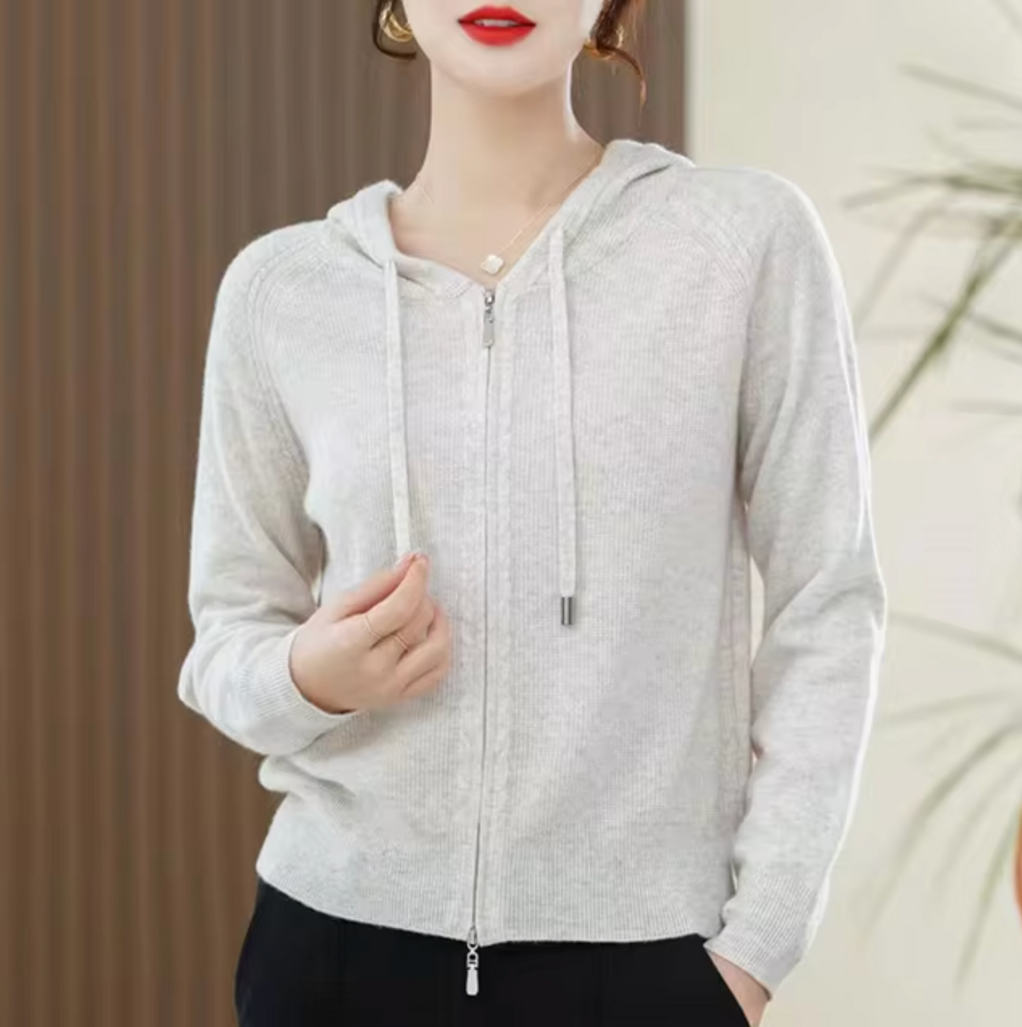 Nisha Hoodie | Women's Autumn Knitted Zip-Up Hoodie