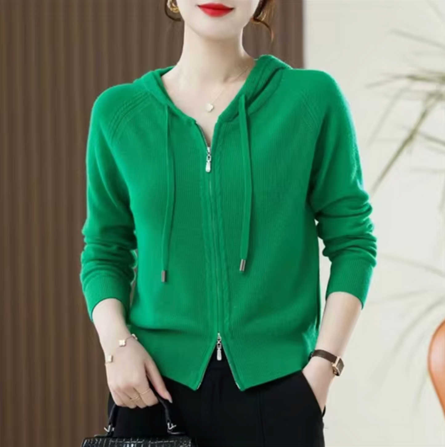 Nisha Hoodie | Women's Autumn Knitted Zip-Up Hoodie