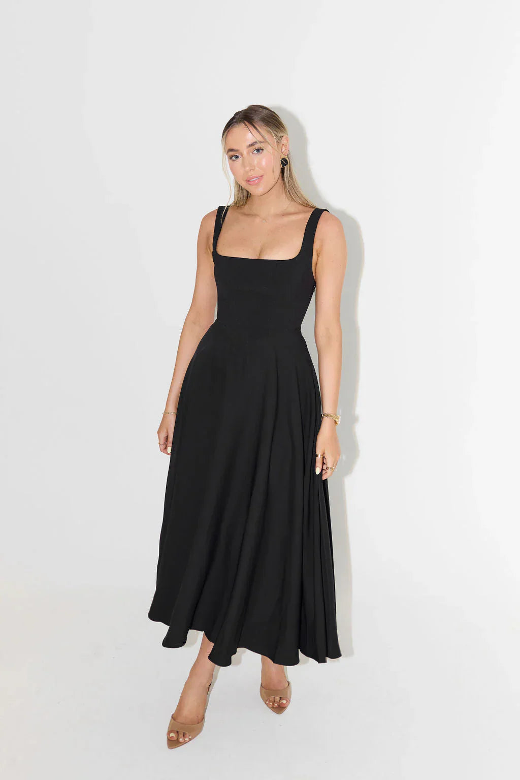 Wafaa Dress | Timeless Midi Dress for Women