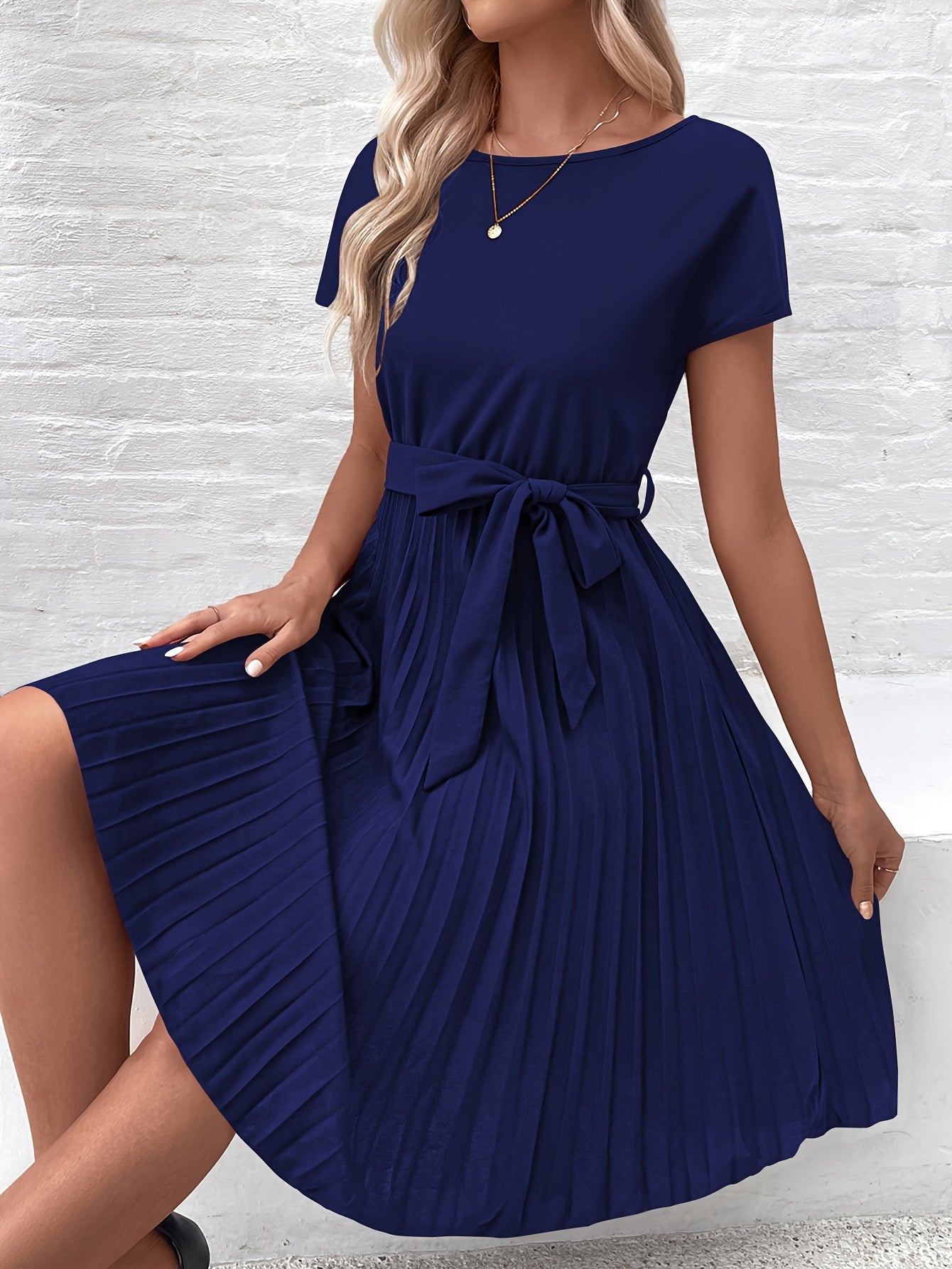 Ulania Dress | Elegant Pleated Round-Neck Midi Dress