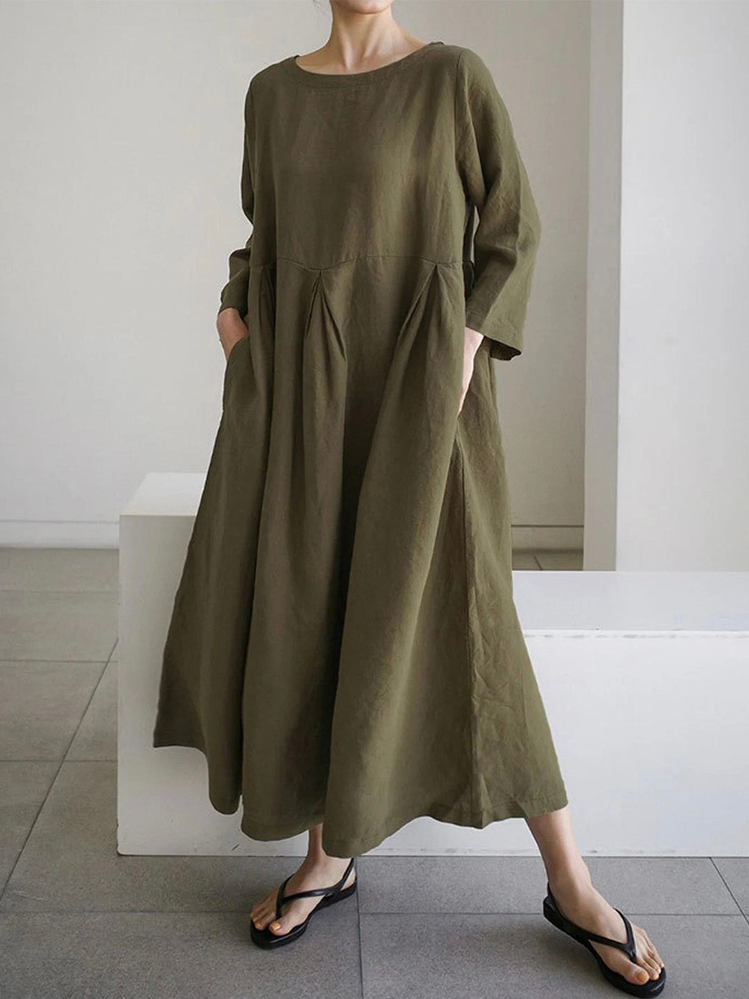 Dovena Dress | Loose-Fit Linen Maxi Dress with Long Sleeves and Minimalist Pleated Design