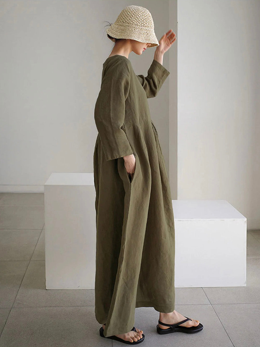 Dovena Dress | Loose-Fit Linen Maxi Dress with Long Sleeves and Minimalist Pleated Design