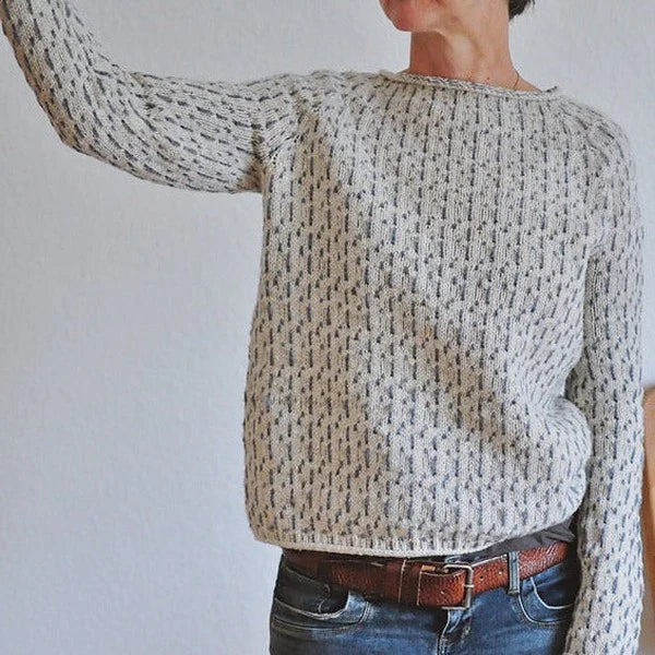 Drea Sweater | Elegant Gray Crew Neck Sweater