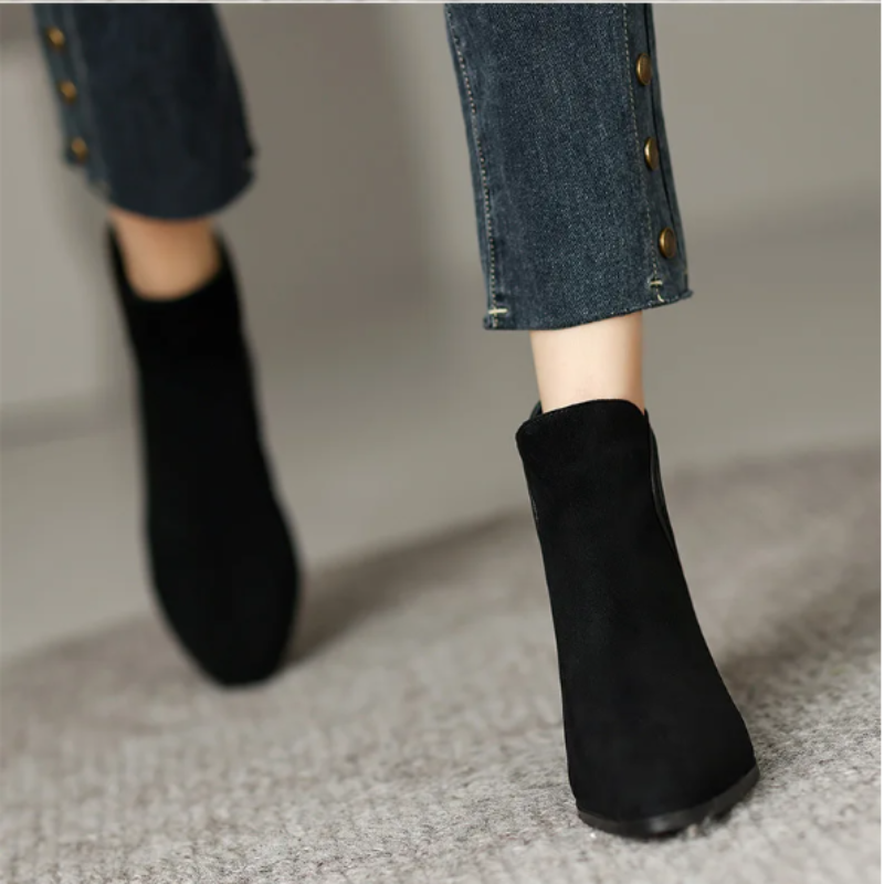 Fabia Boots | Stylish Low-Heel Ankle Boots