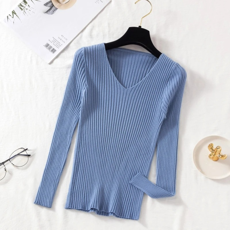 Frieda Pullover | Slim-Fit Ribbed V-Neck Sweater