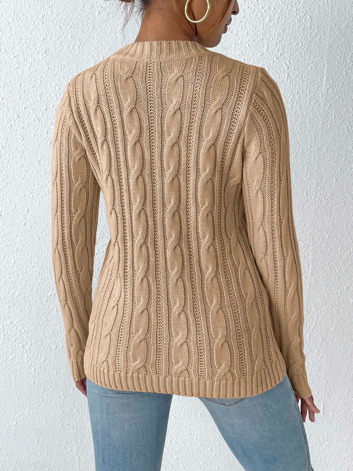 Fianna Sweater | Cable Knit Round Neck Sweater