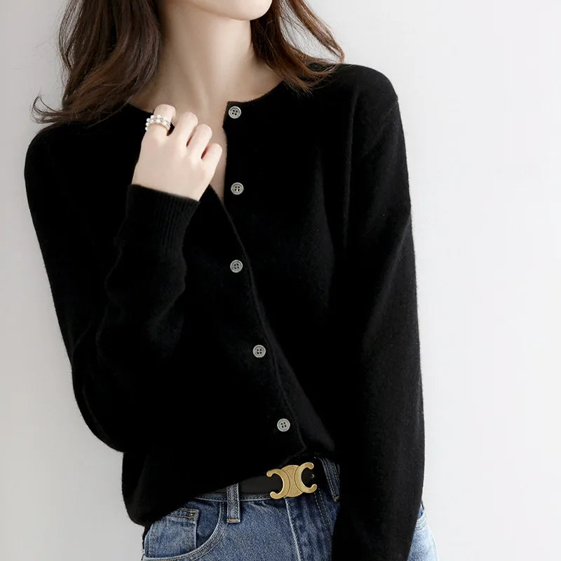 Gisela Cardigan | Soft Button-Up Cashmere Cardigan