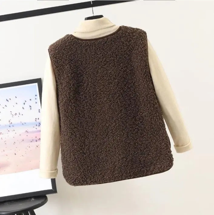 Olinda Vest | Women's Stylish & Versatile Fleece Vest