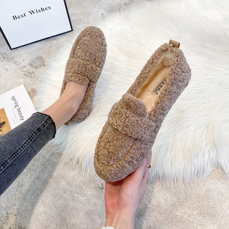 Hope Plush Slippers for Women | Cozy & Warm