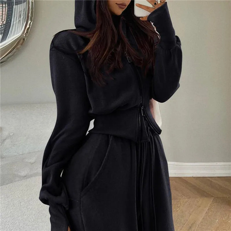 Maelys Tracksuit | Sporty & Trendy Two-Piece Set