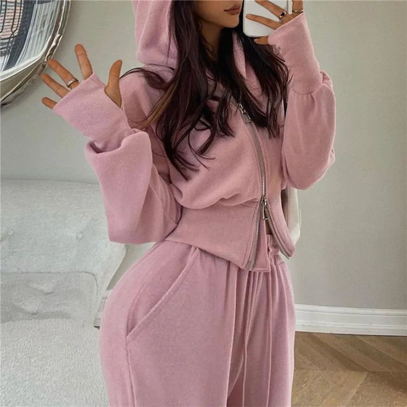 Maelys Tracksuit | Sporty & Trendy Two-Piece Set