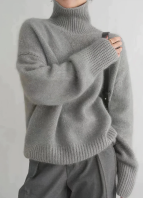 Natasha Sweater | Cashmere Turtleneck Sweater
