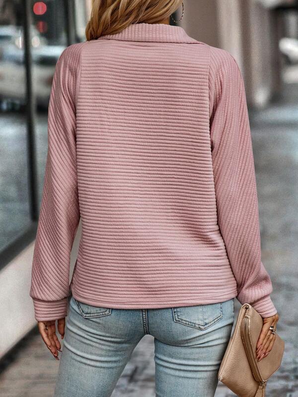 Elizabeth Sweater | Casual Zip-Up Sweater with Ribbed Detail