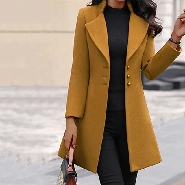 Freeda Coat | Elegant Buttoned Trench Coat