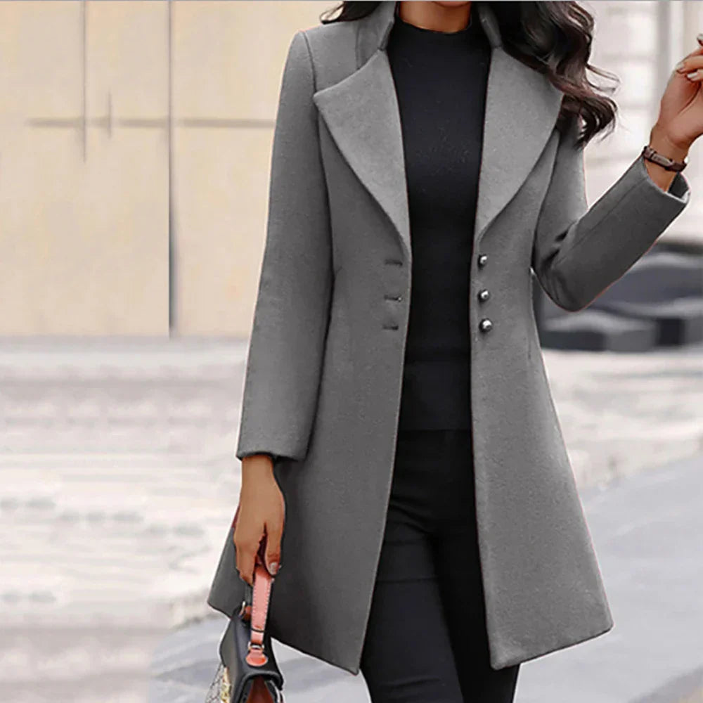 Freeda Coat | Elegant Buttoned Trench Coat