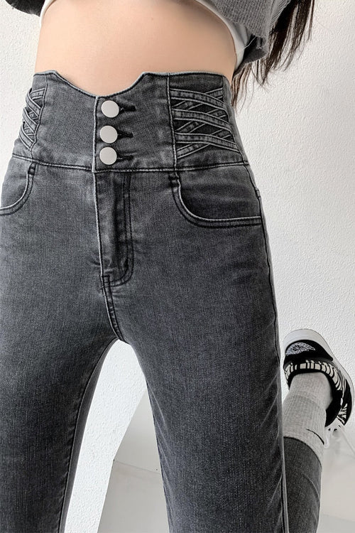 Ignacia Jeans | Women’s Vintage High-Waist Skinny Jeans with Button Detailing