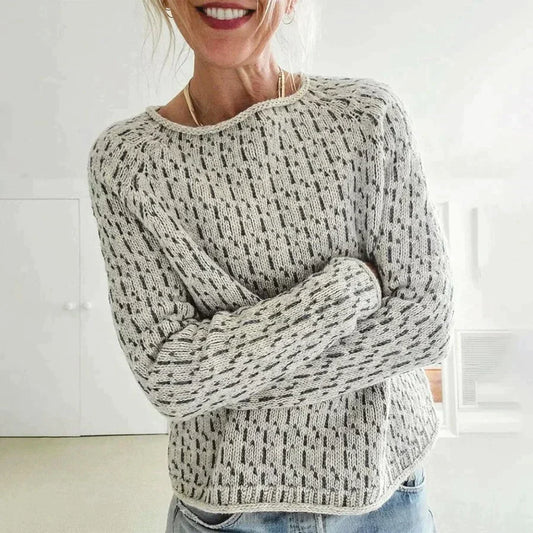 Drea Sweater | Elegant Gray Crew Neck Sweater