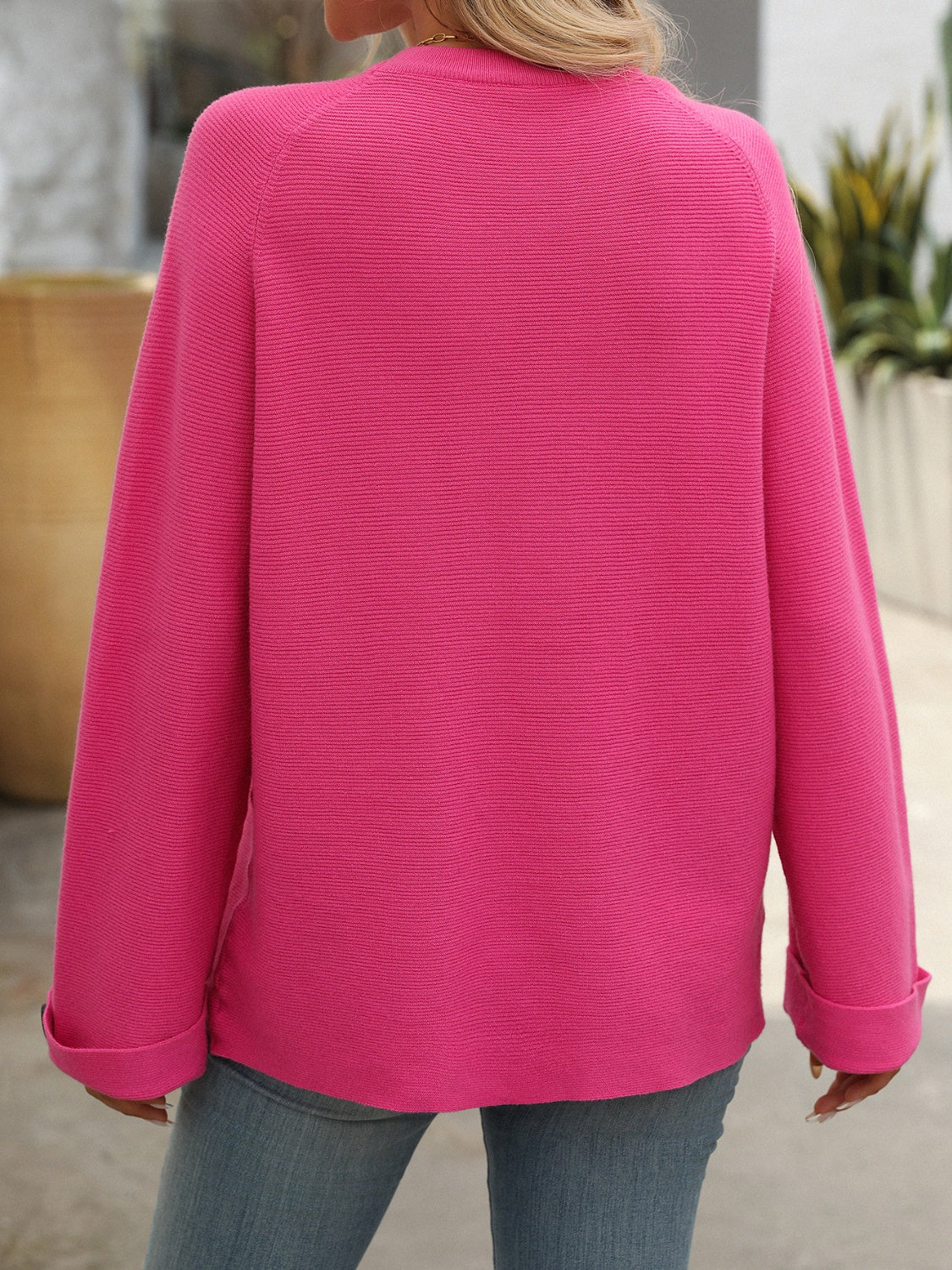 Flor Sweater | Cozy Round Neck Sweater with Loose Sleeves