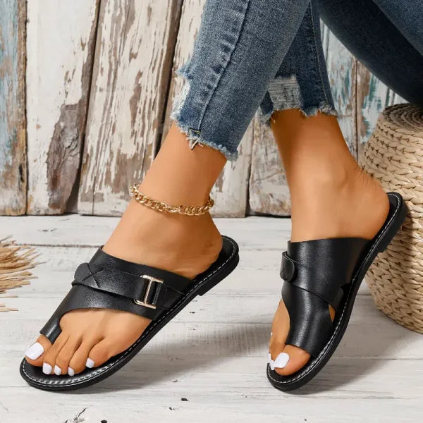Wyleen Sandals | Cross-Strap Flat Sandals Women