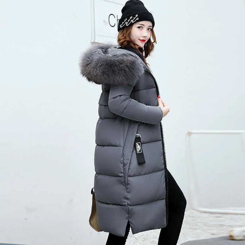 Kelly Coat | Long Winter Coat with Faux Fur Collar for Women