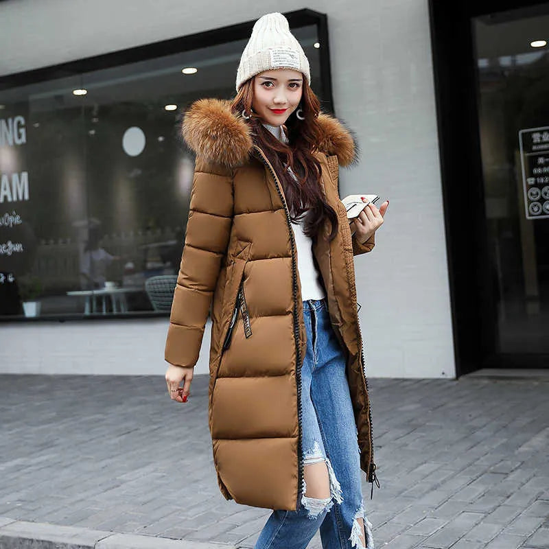 Kelly Coat | Long Winter Coat with Faux Fur Collar for Women