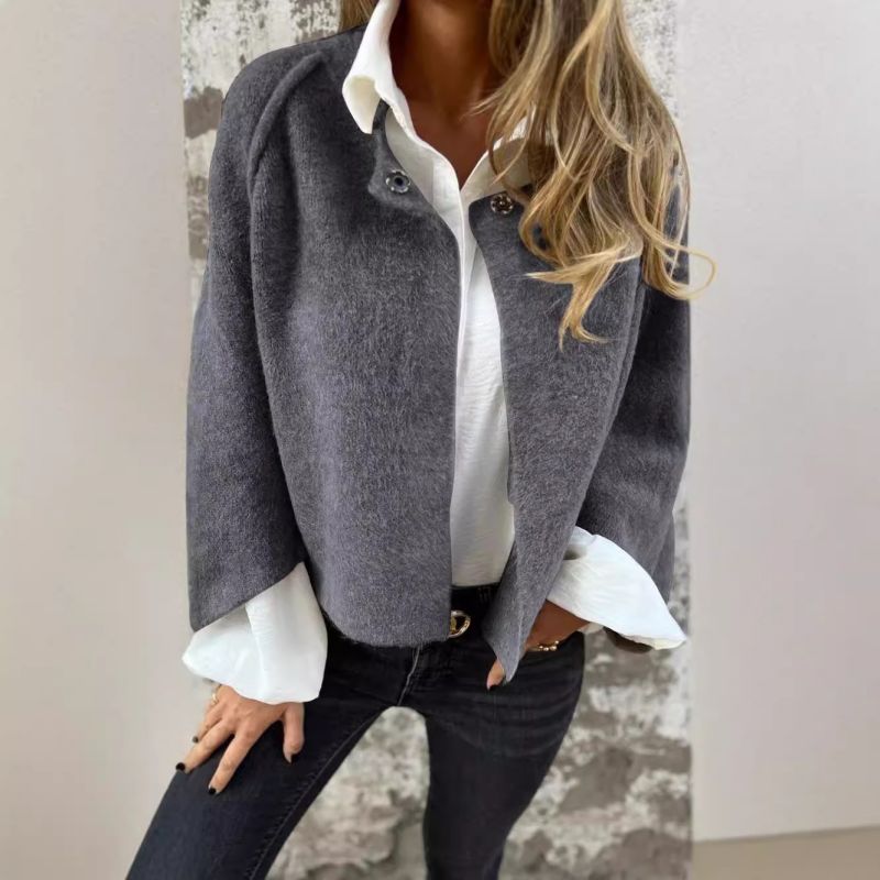 Fatima Coat | Chic Short Wool Blend Coat